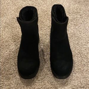 Black Kristen Uggs
